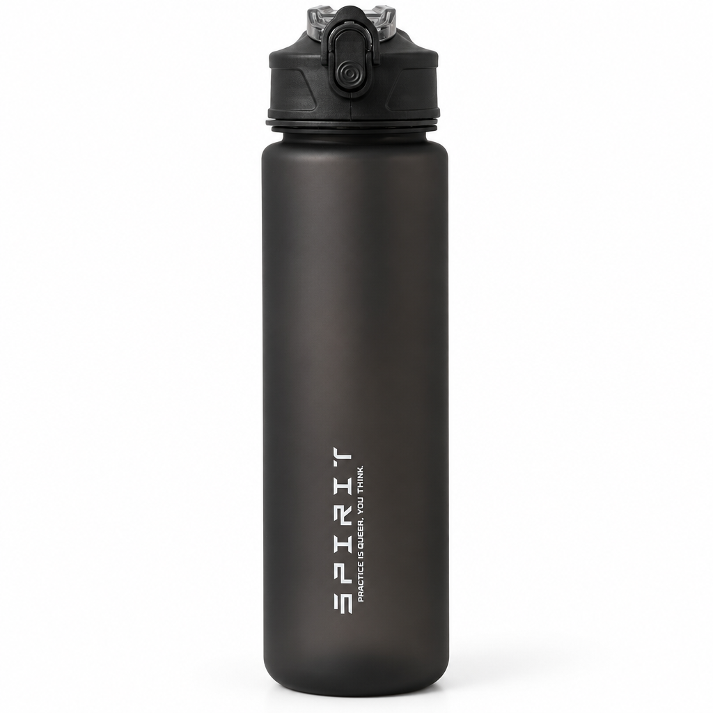 Black 750 ml PC sports water bottle, clean studio photo